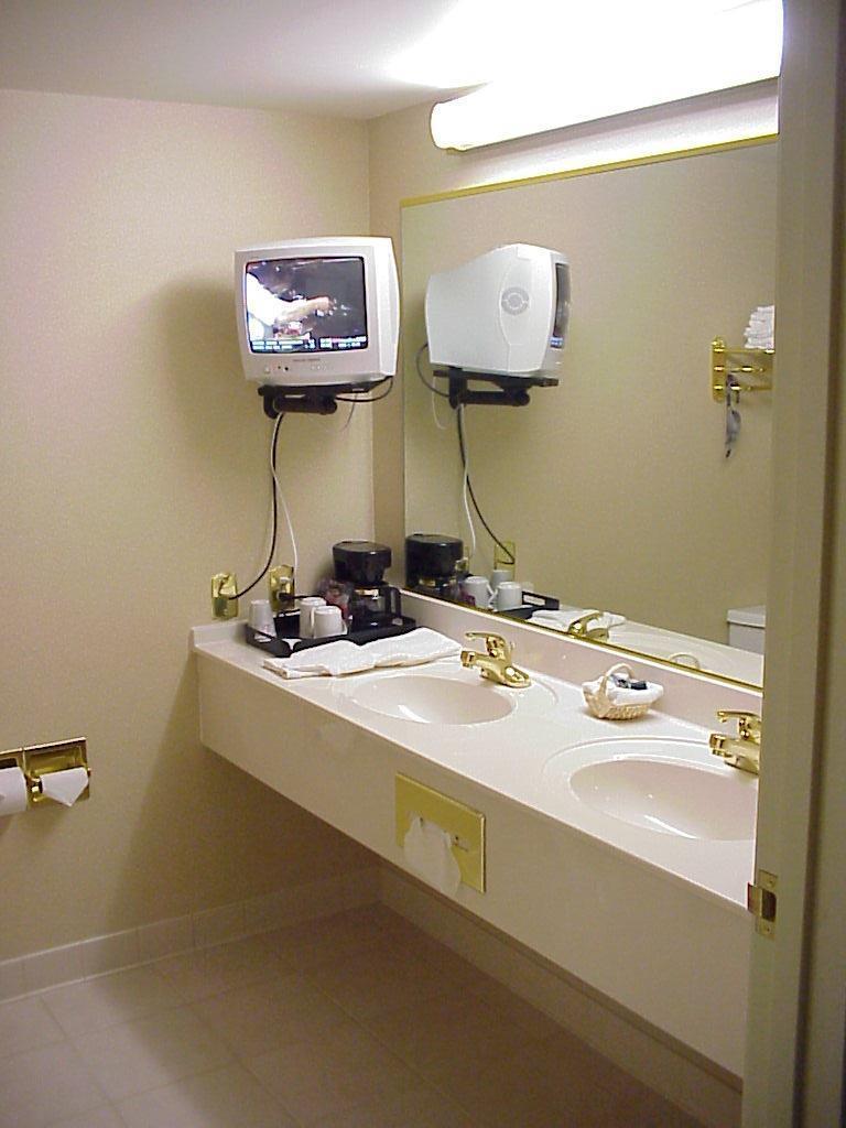 The Plaza Hotel & Suites Winona Kamer foto
