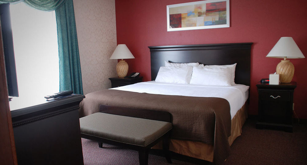 The Plaza Hotel & Suites Winona Buitenkant foto